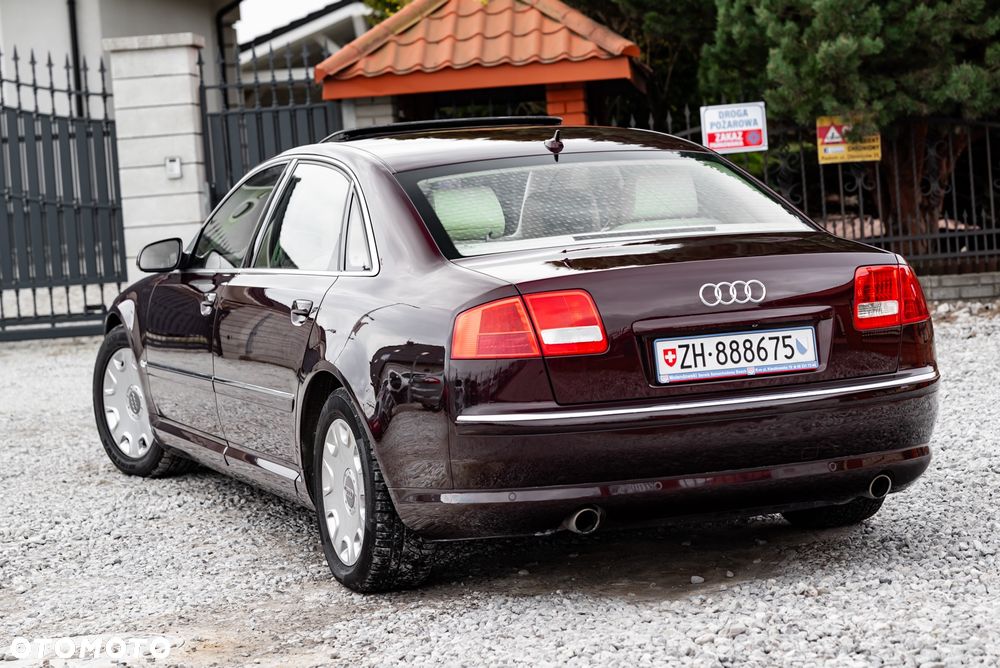 Audi A8 - 12