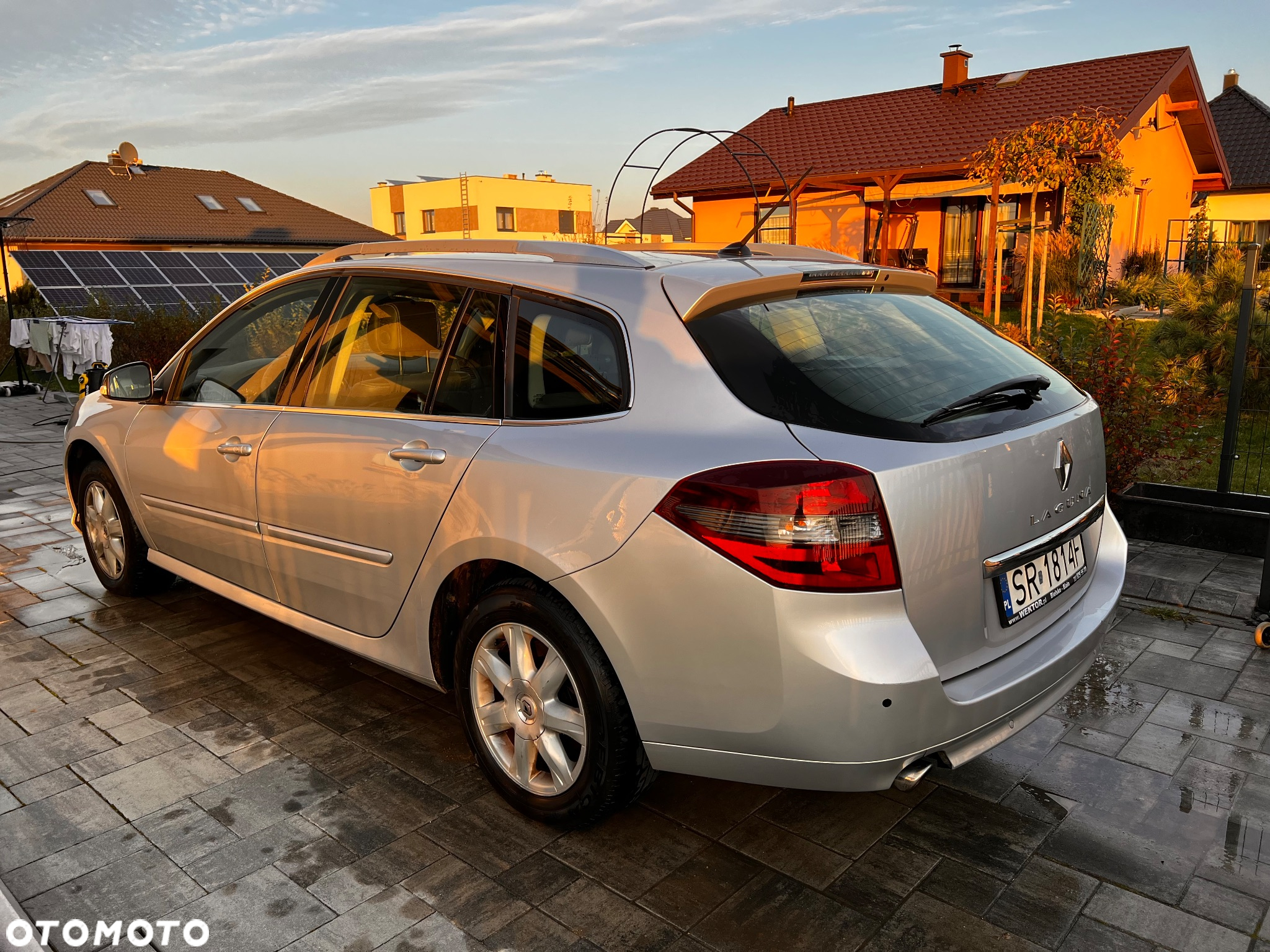 Renault Laguna 2.0 DCi Dynamique - 4