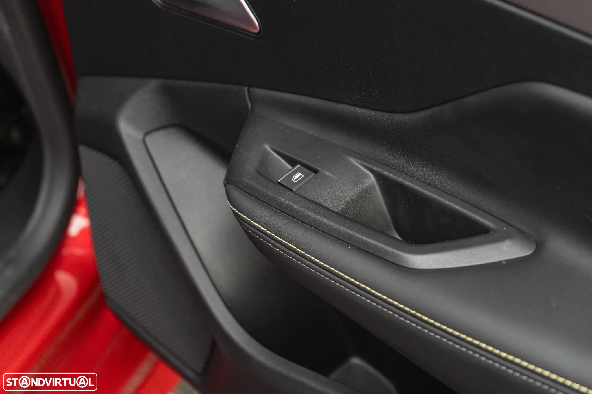 Peugeot 308 1.6 Hybrid GT Pack e-EAT8 - 28
