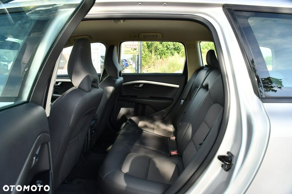 Volvo V70 2.0 Kinetic - 33