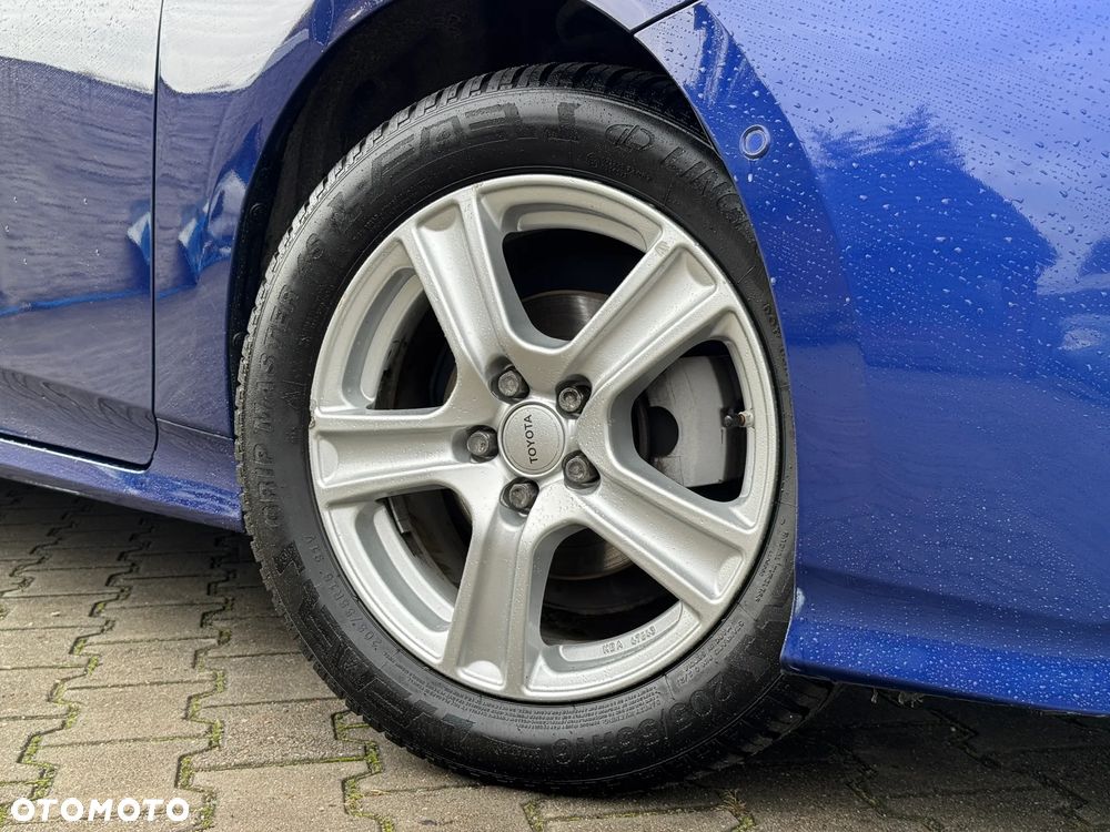 Toyota Prius 1.8 Hybrid Premium - 11