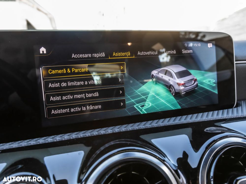 Mercedes-Benz A 180 d Sedan Aut. - 28