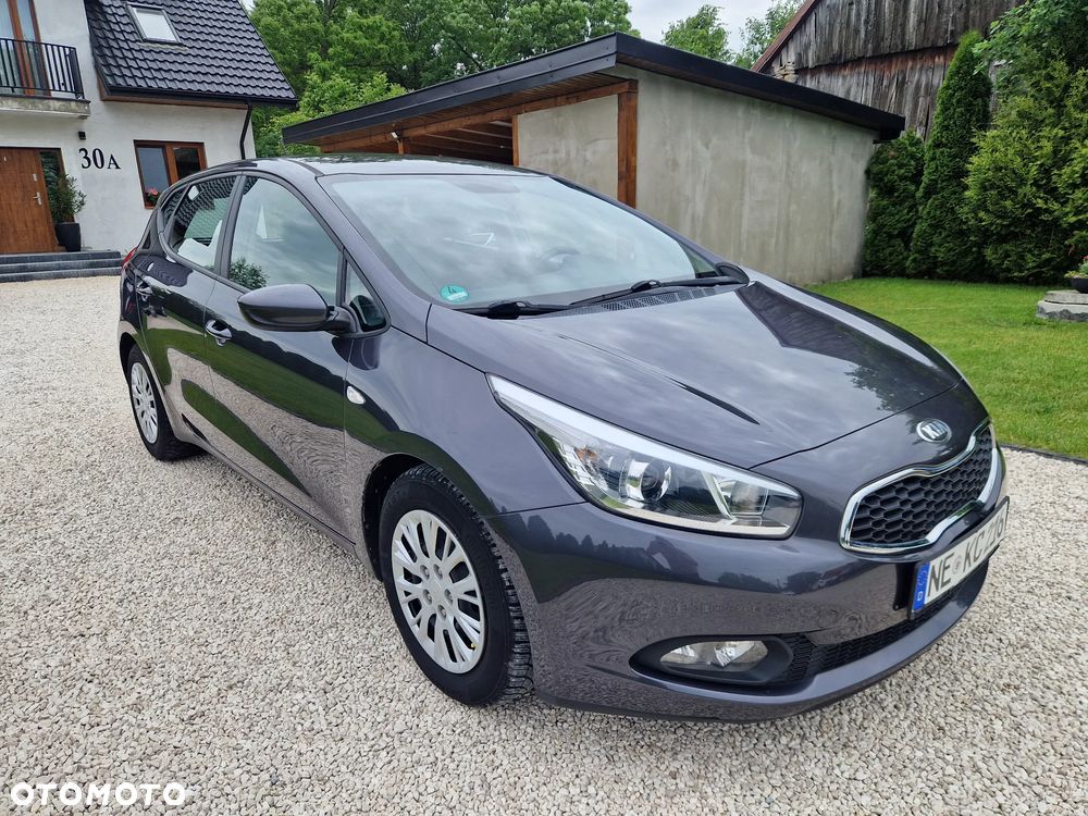 Kia Ceed 1.4 CVVT Attract plus - 2
