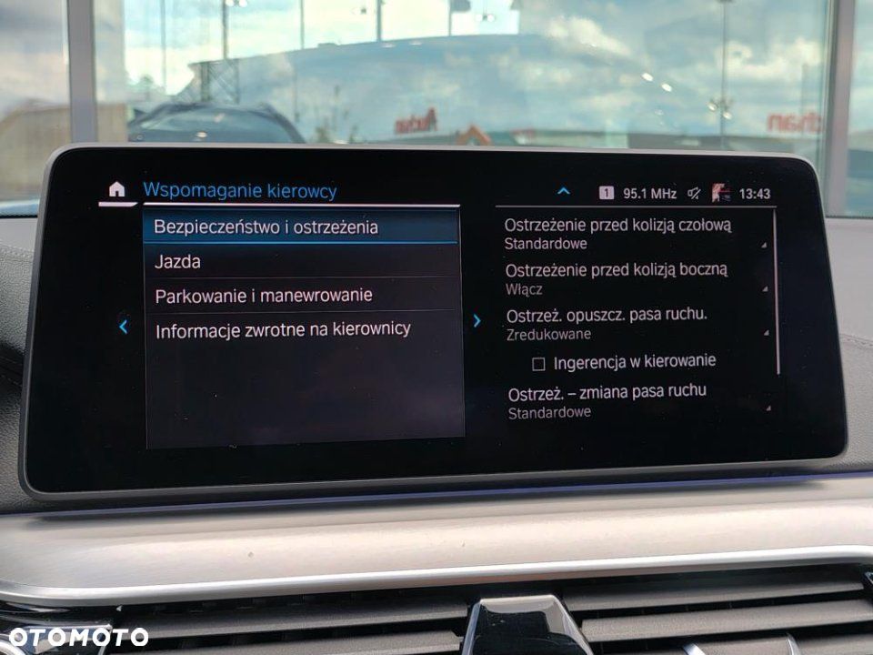 BMW Seria 5 - 34