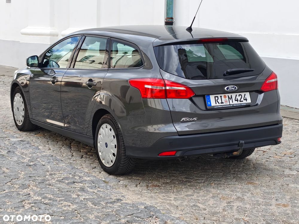 Ford Focus 1.5 TDCi Trend - 10