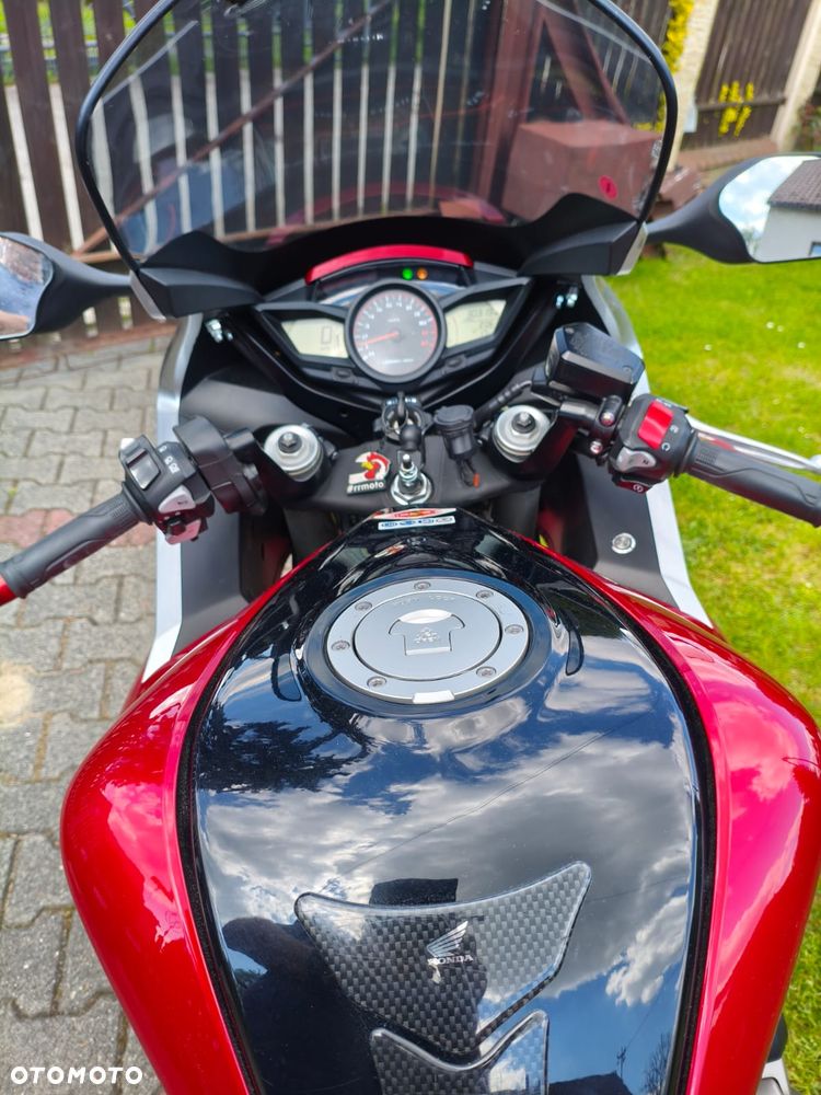 Honda VFR - 11