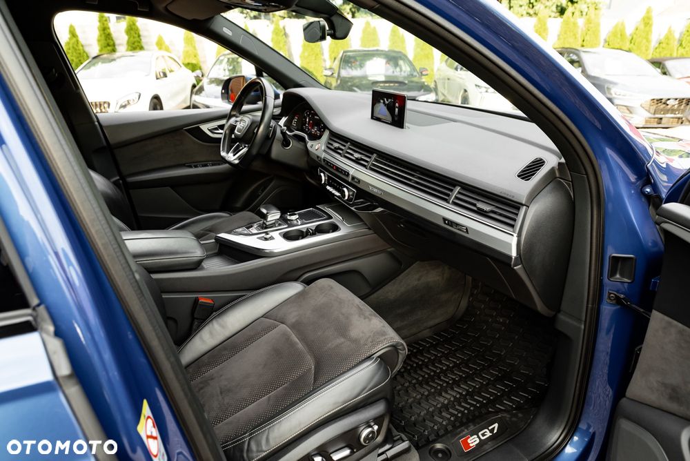 Audi SQ7 4.0 TDI Quattro Tiptronic - 22