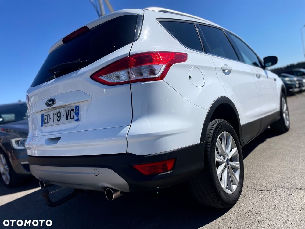 Ford Kuga 2.0 TDCi 2x4 Titanium - 5