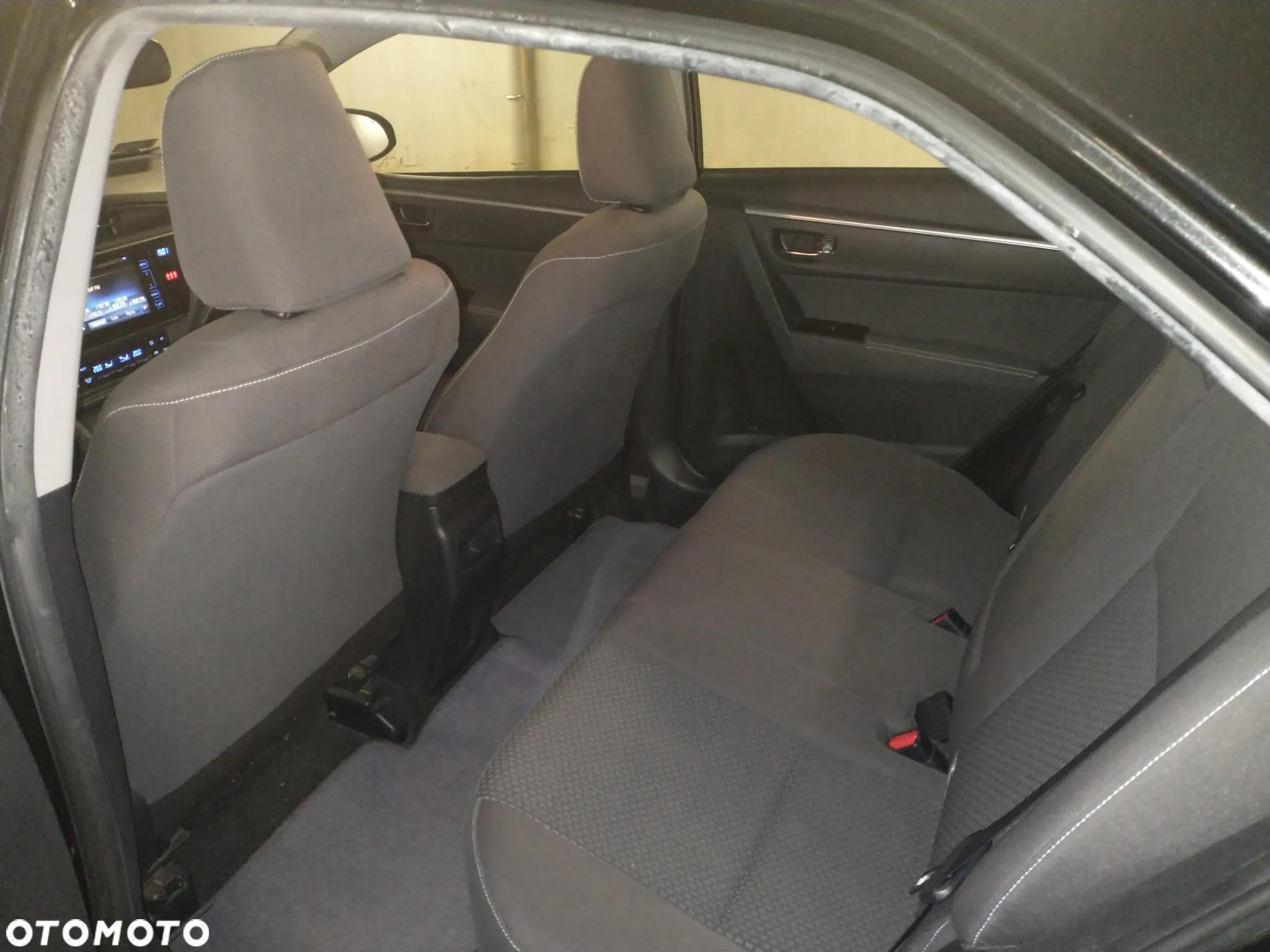 Toyota Corolla 1.6 Comfort - 17