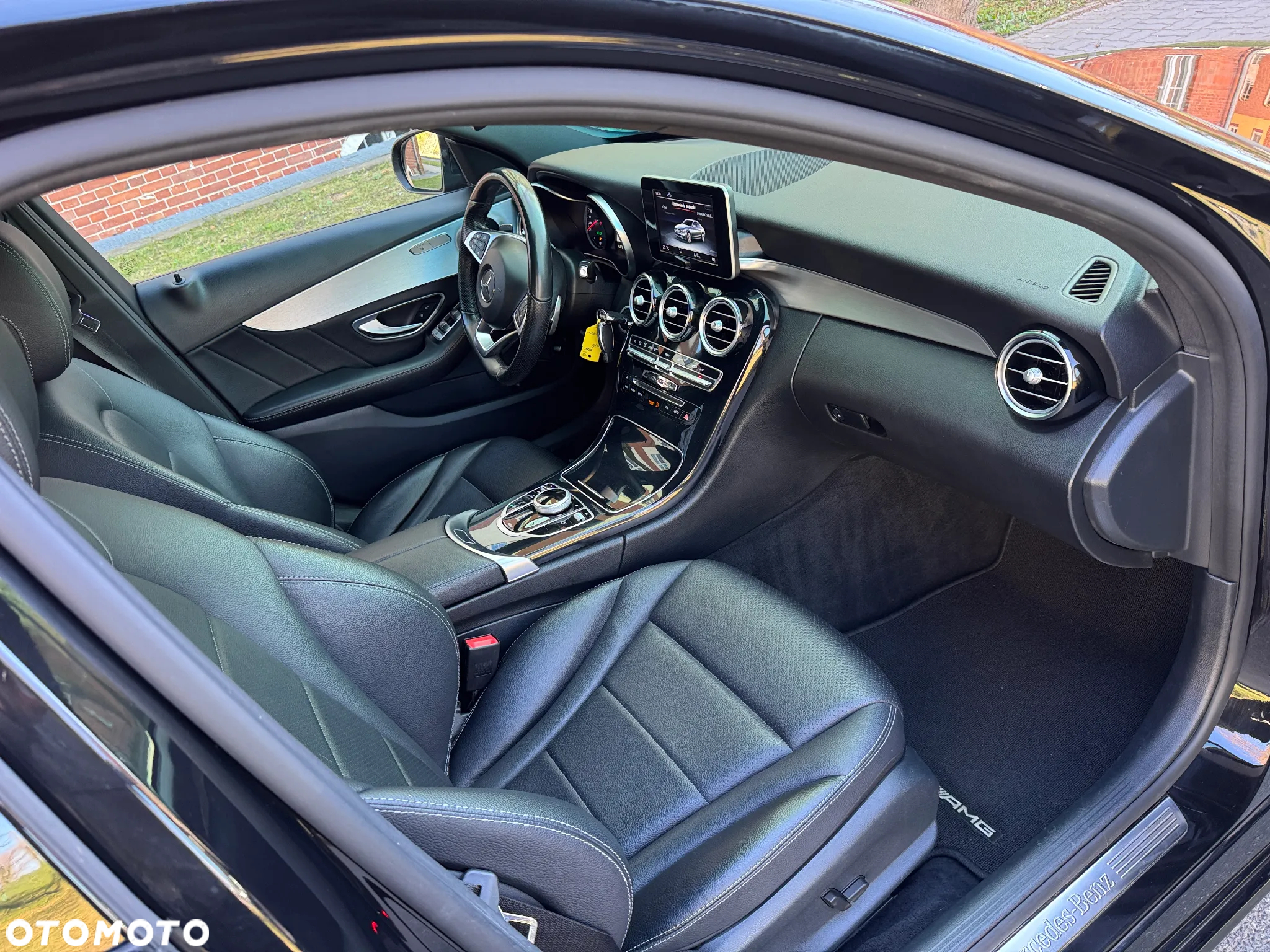 Mercedes-Benz Klasa C 180 (BlueTEC) d 7G-TRONIC AMG Line - 9