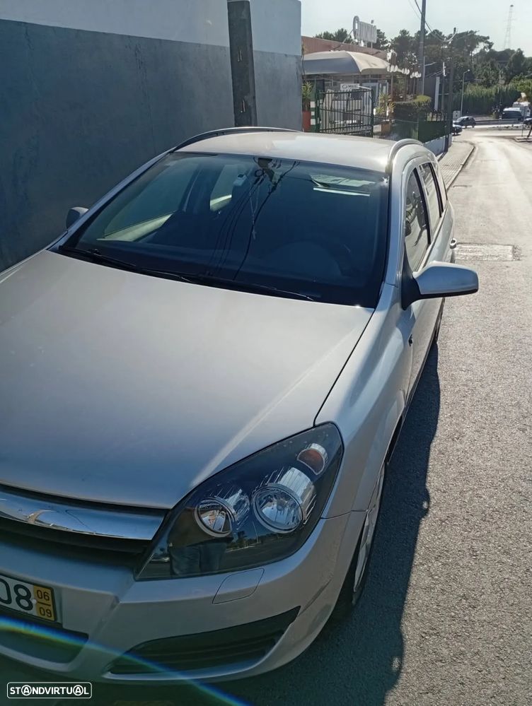 Opel Astra Caravan - 2