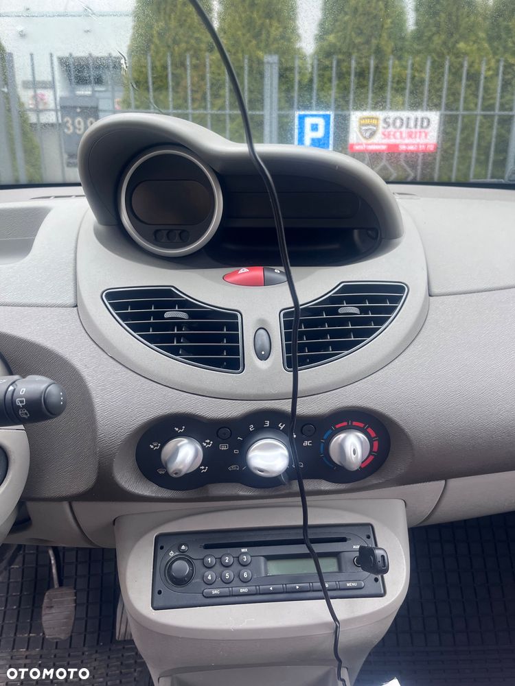 Renault Twingo 1.2 16V Access - 8