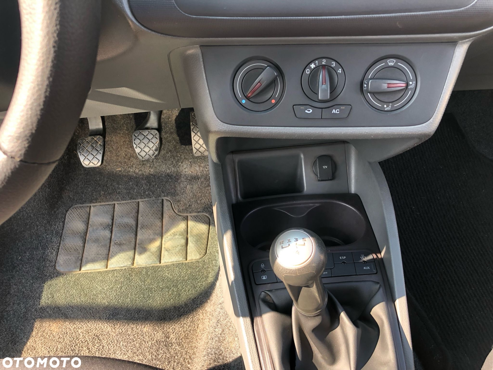 Seat Ibiza SC 1.4 16V Style - 17