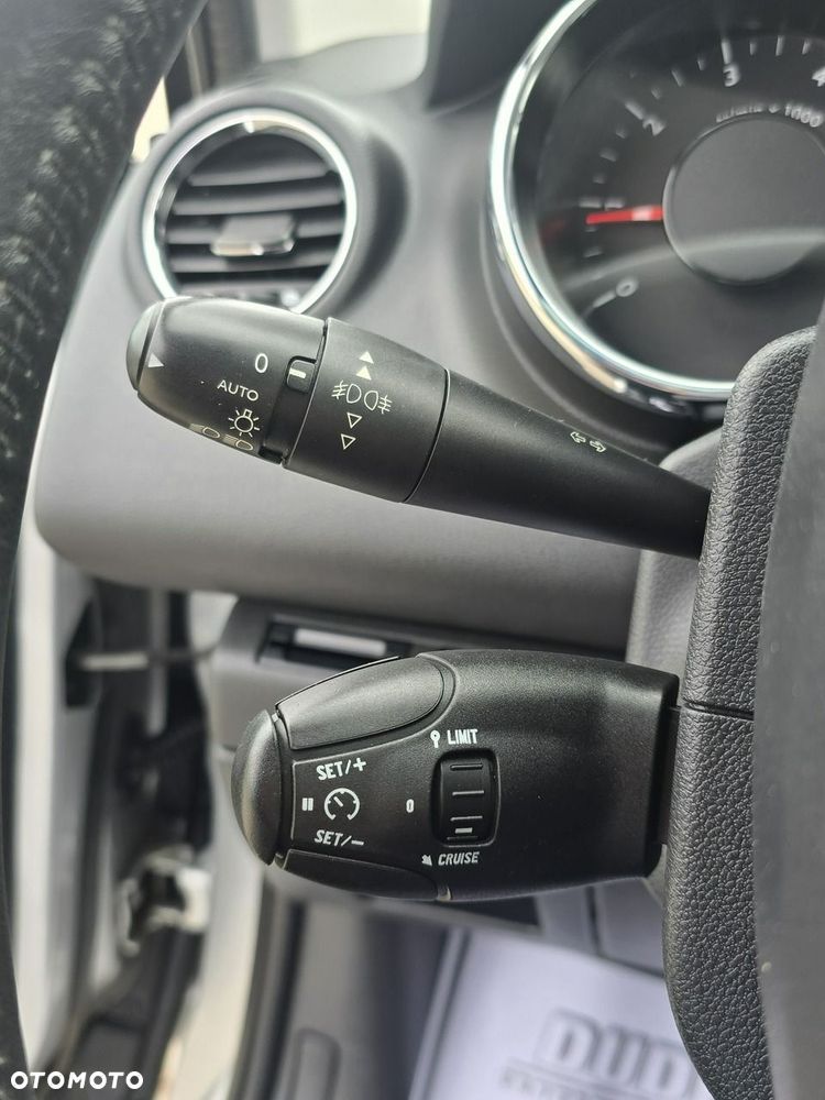 Peugeot 3008 - 29