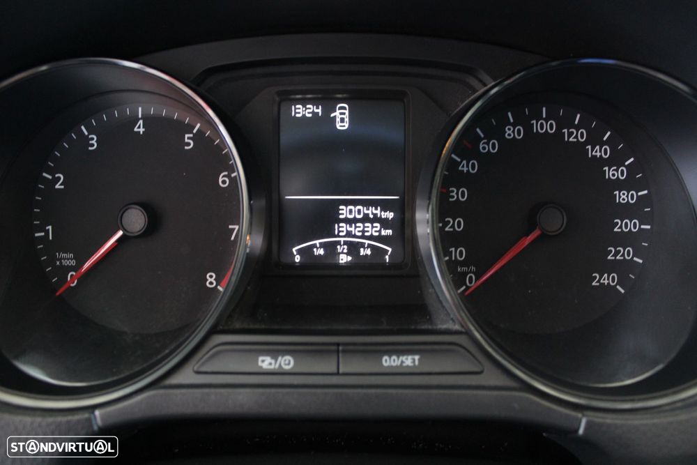 VW Polo 1.0 Trendline - 10