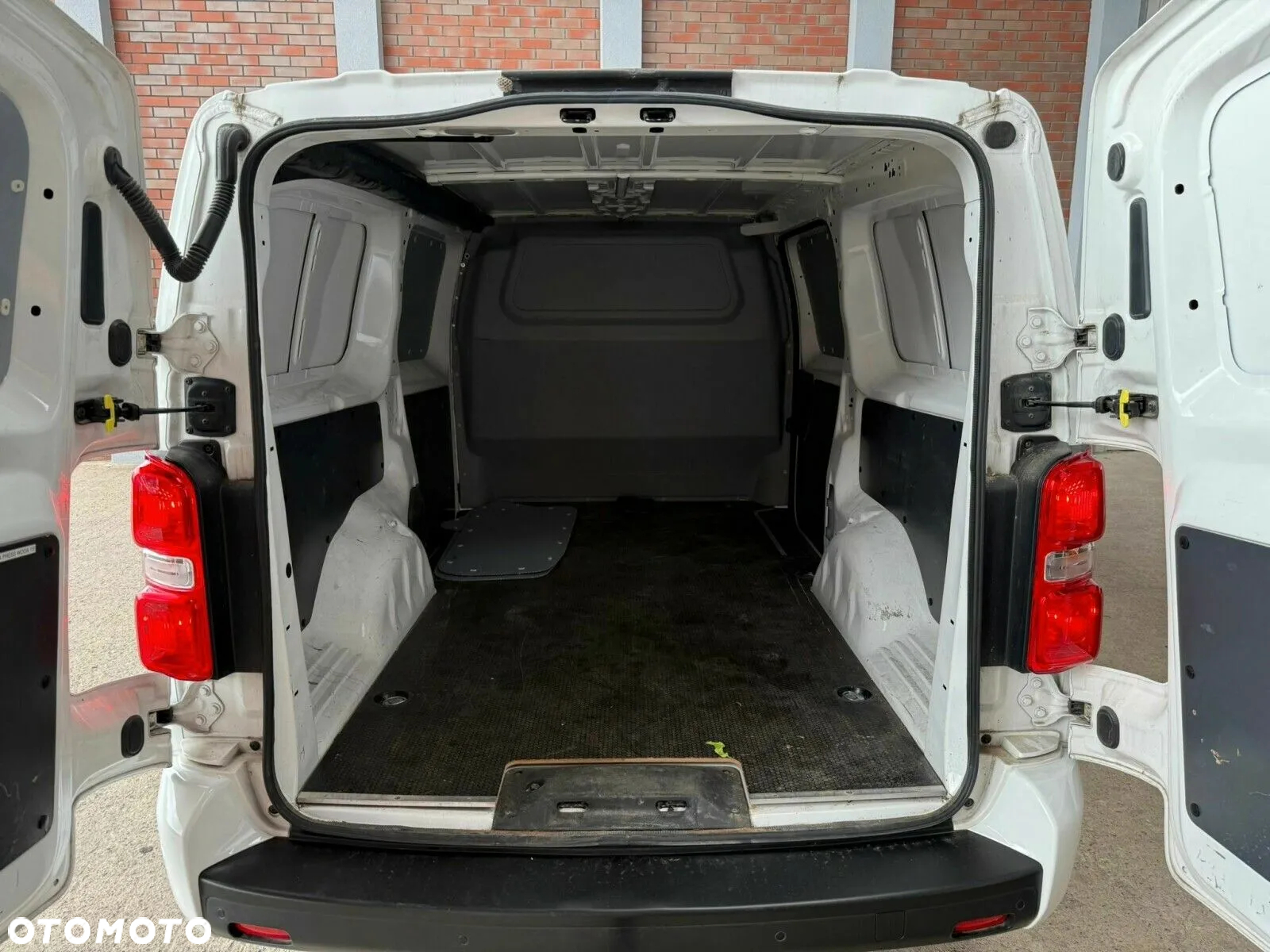 Opel Vivaro 2.0 145KM Extra Long 3,1t Enjoy - SalonPL - 1Właściciel - ASO - 11