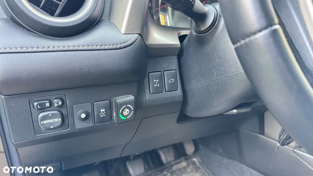 Toyota RAV4 2.0 Premium - 21
