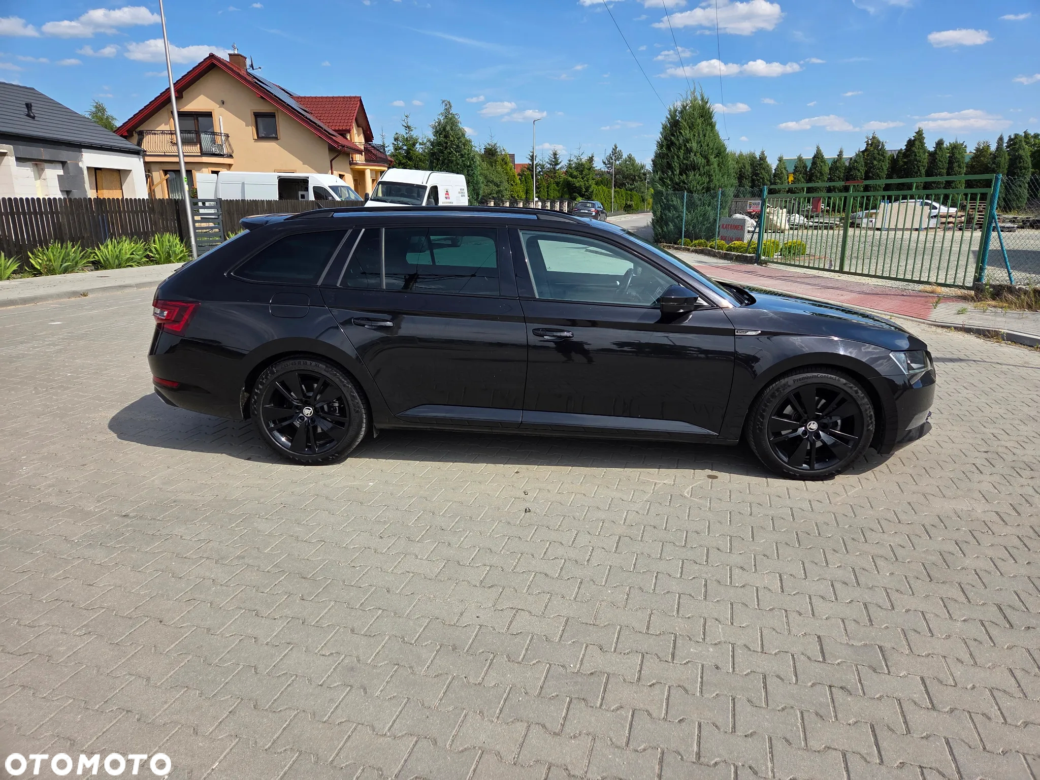 Skoda Superb Combi 2.0 TDI DSG Sportline - 7