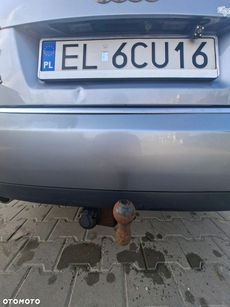 Audi A4 Limousine - 8