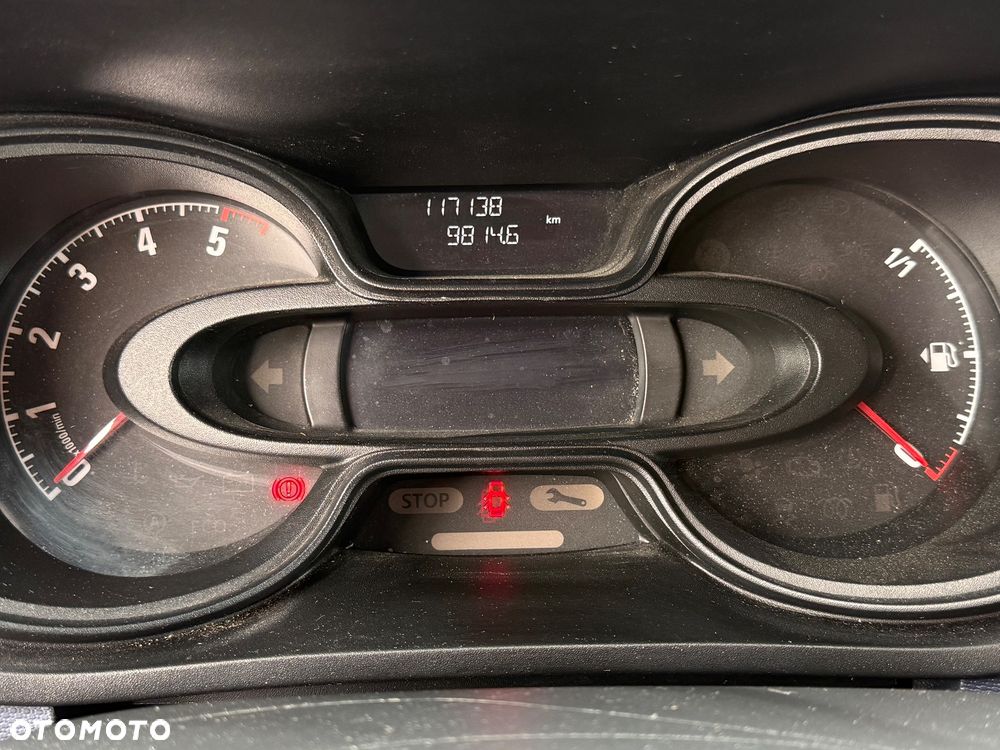 Opel Vivaro - 13
