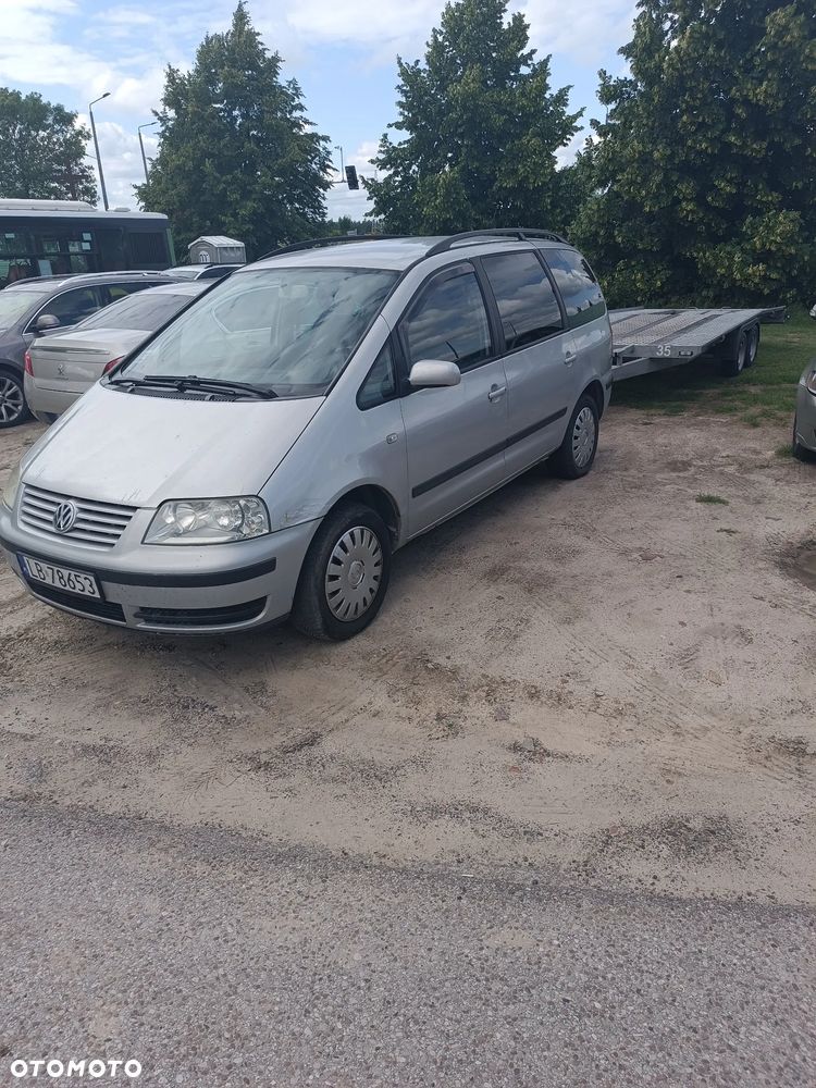 Volkswagen Sharan 1.9 TDI Highline - 12