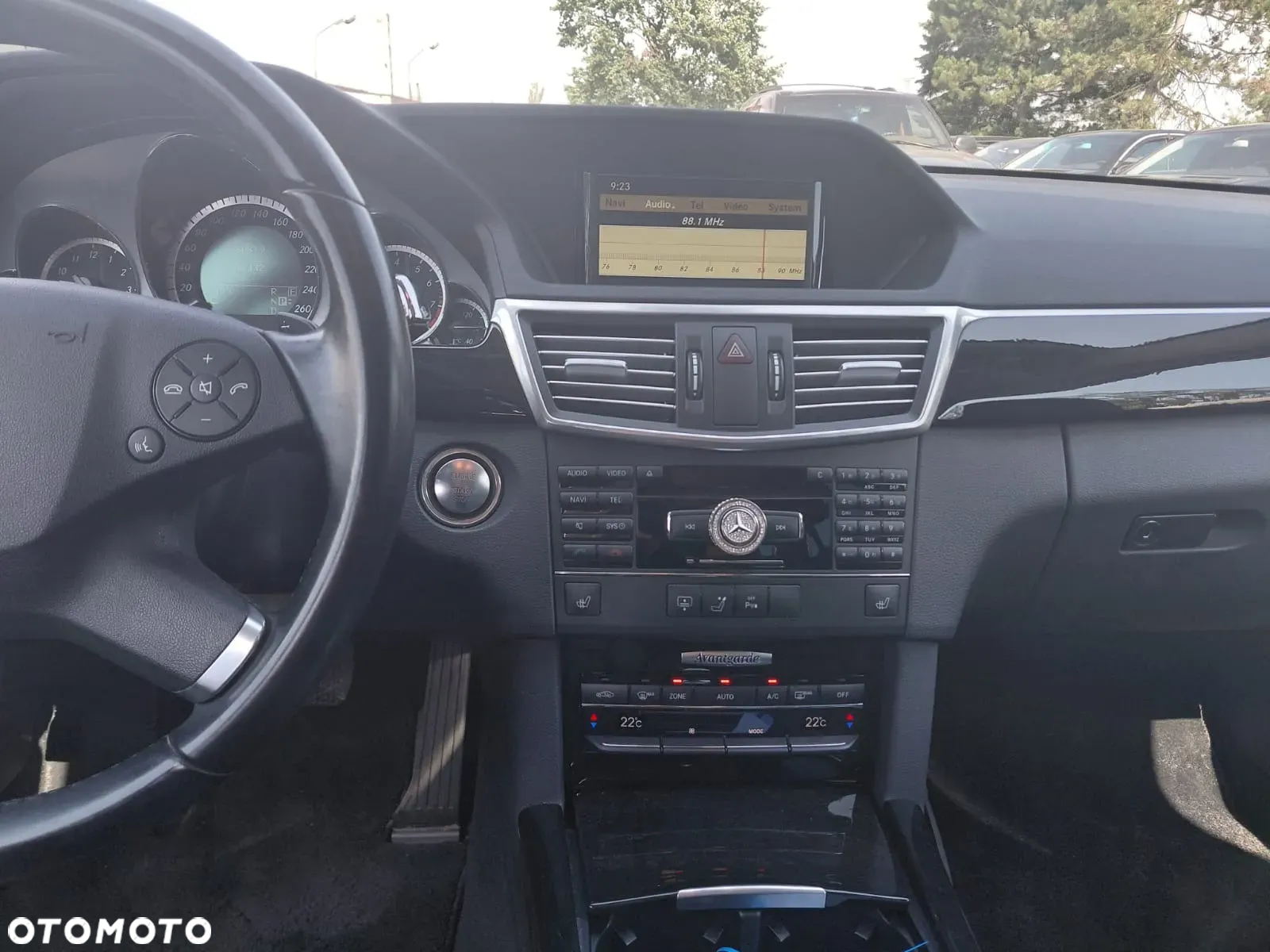 Mercedes-Benz Klasa E 350 7G-TRONIC - 12