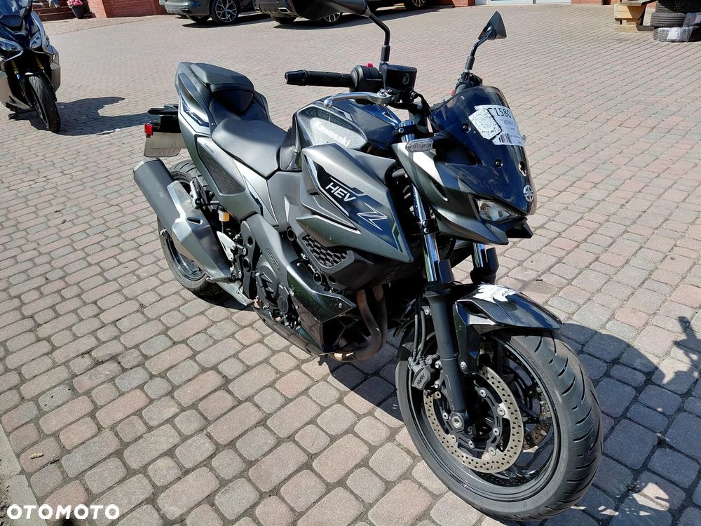 Kawasaki Z - 7