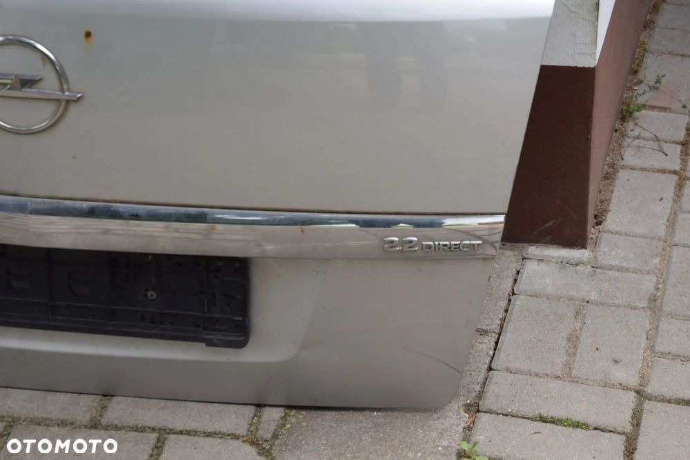 Opel Zafira B 05-14 Klapa bagażnika srebrna kompletna Z157 - 3