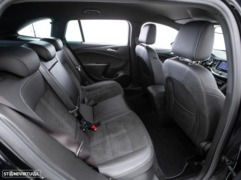 Opel Astra Sports Tourer 1.5 D Ultimate S/S - 11