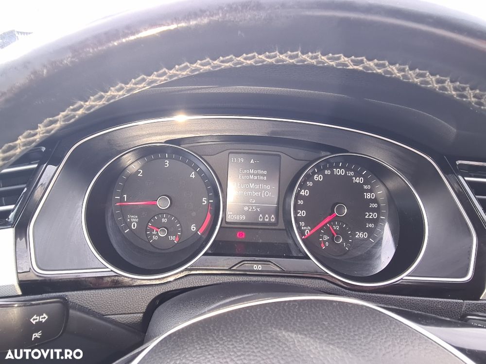 Volkswagen Passat 1.6 TDI (BlueMotion Technology) Comfortline - 13