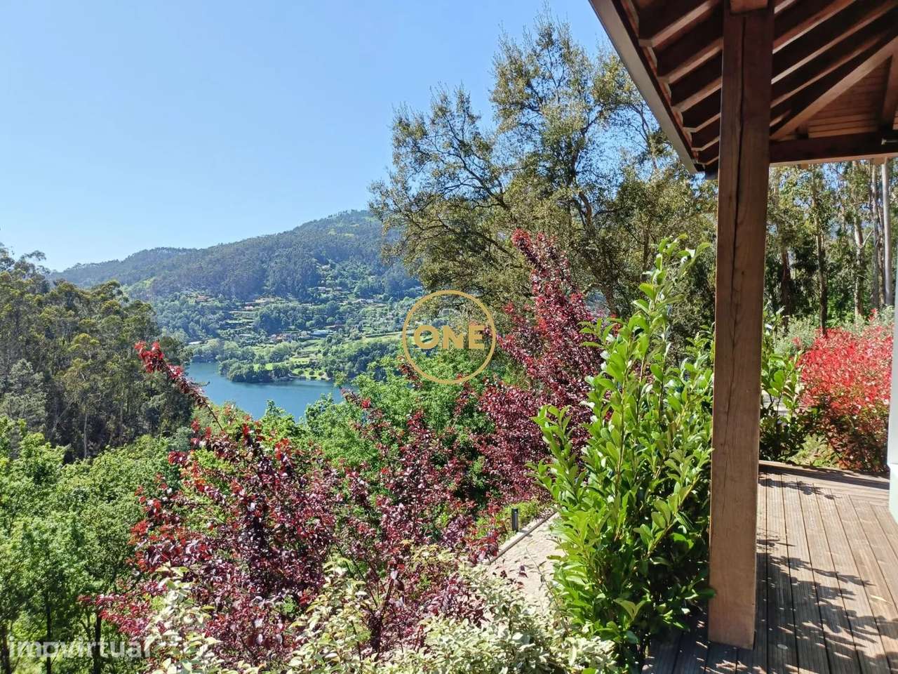 Refúgio no Gerês – Vistas Deslumbrantes sobre a Barragem da Caniçada - Grande imagem: 4/24