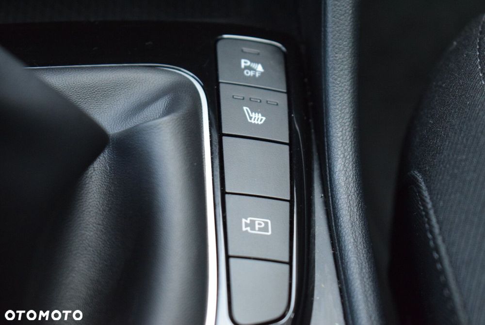 Hyundai Tucson 1.6 T-GDi Smart 2WD - 24