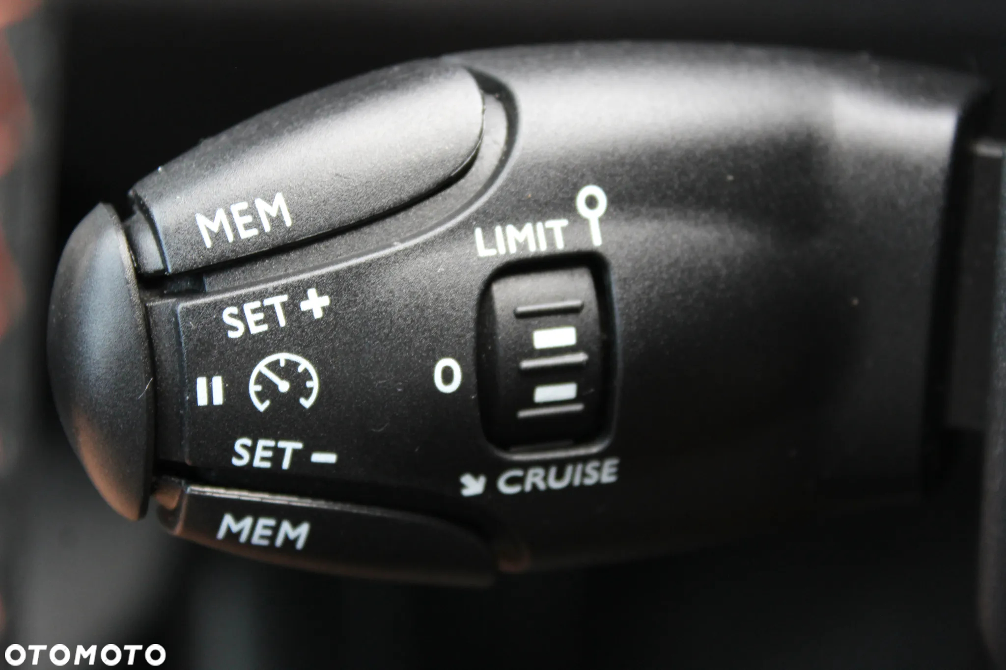 Peugeot 3008 1.6 BlueHDi Style S&S - 17