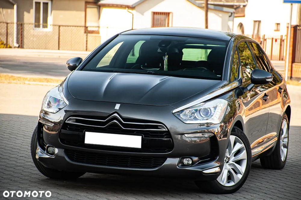 DS Automobiles DS 5 - 6