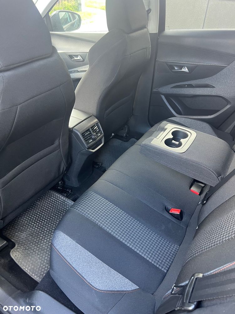 Peugeot 3008 1.2 PureTech Allure - 21