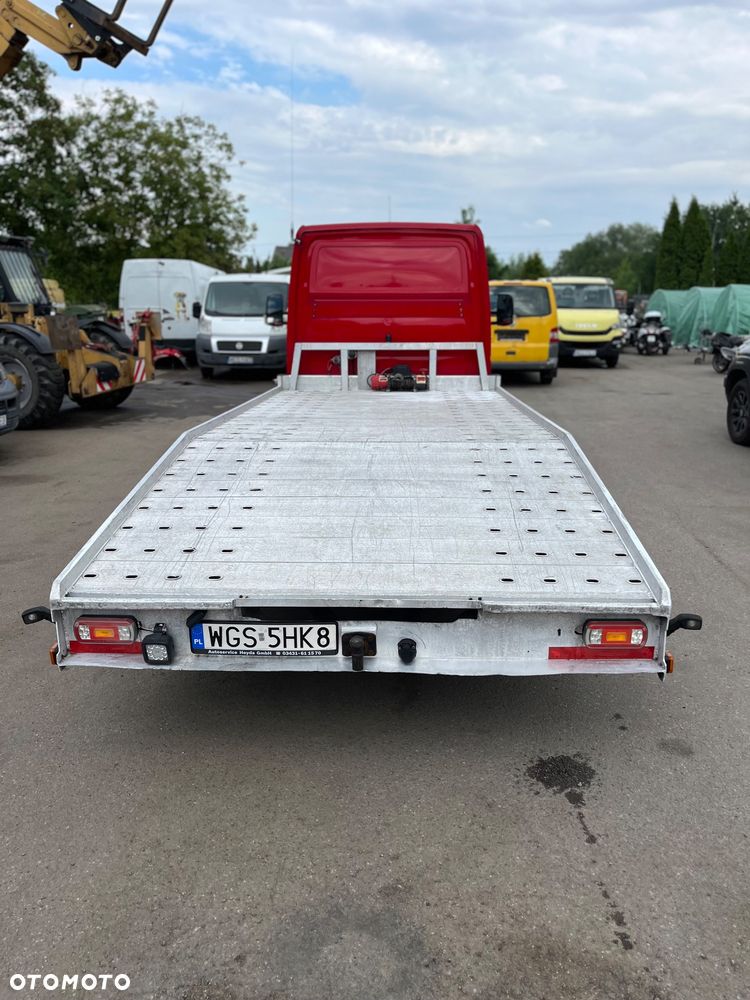 Mercedes-Benz Sprinter 916 - 7