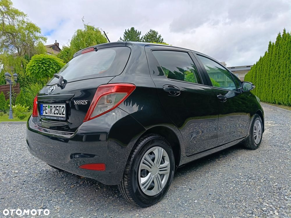 Toyota Yaris - 6