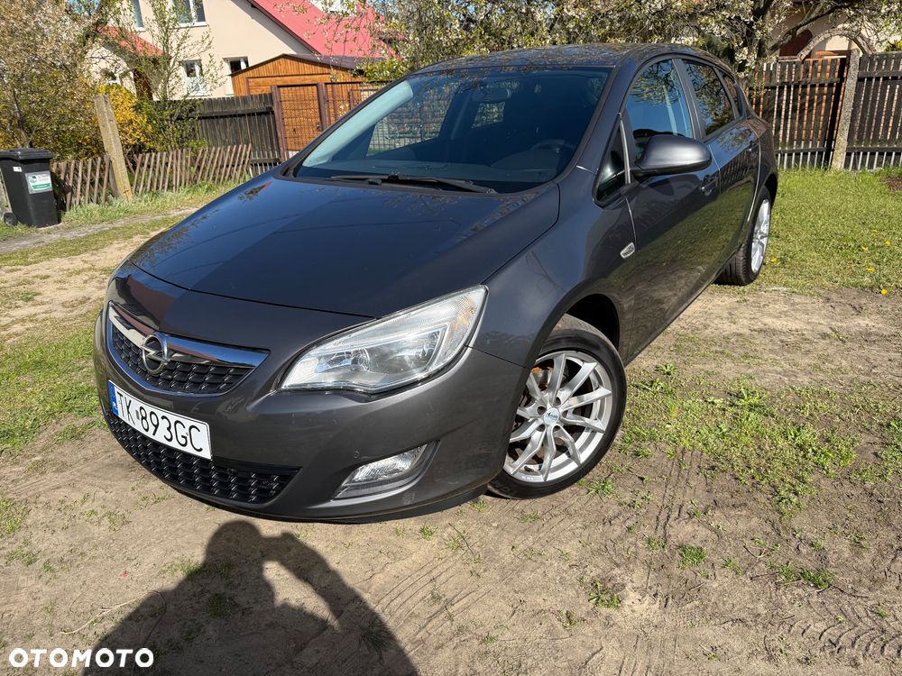 Opel Astra 1.4 Turbo - 1