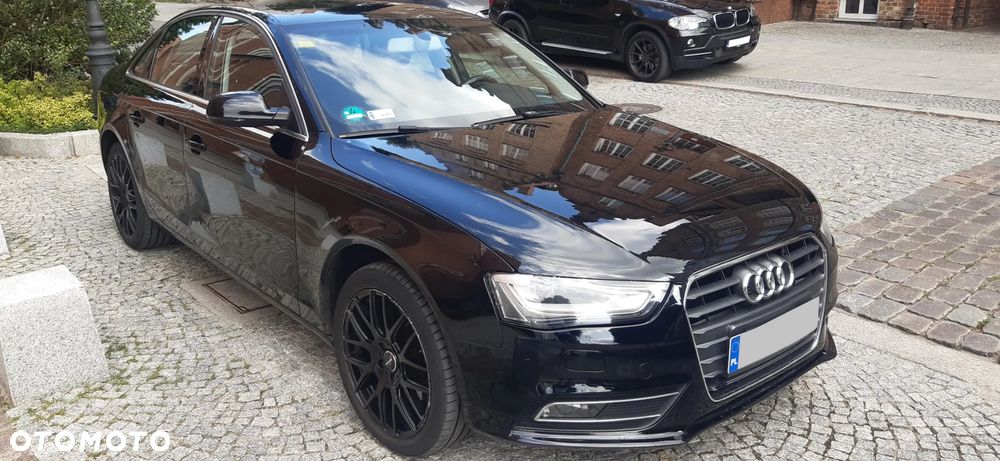 Audi A4 Limousine - 3