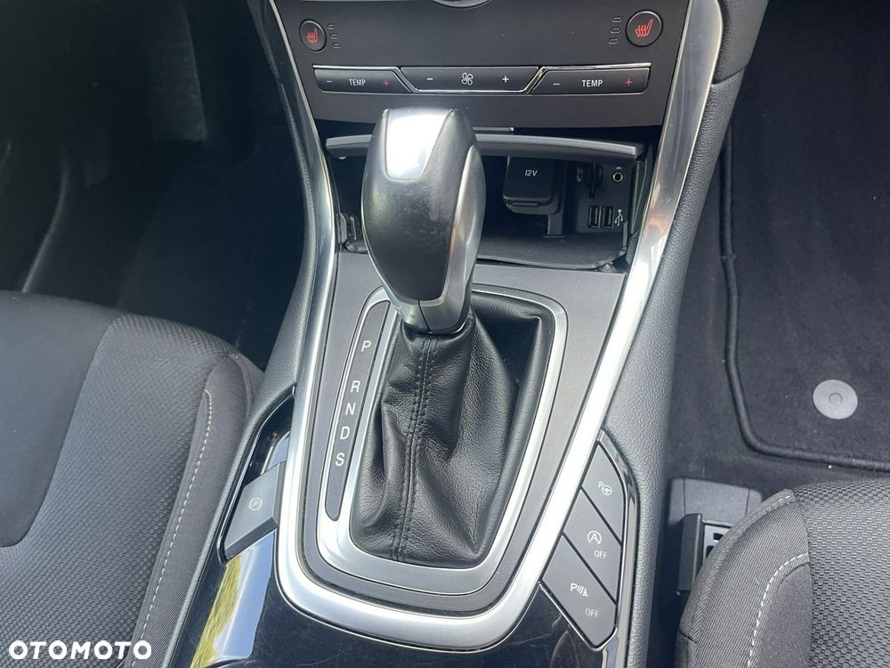 Ford S-Max - 28