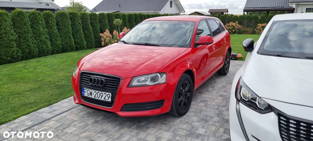 Audi A3 Sportback - 2