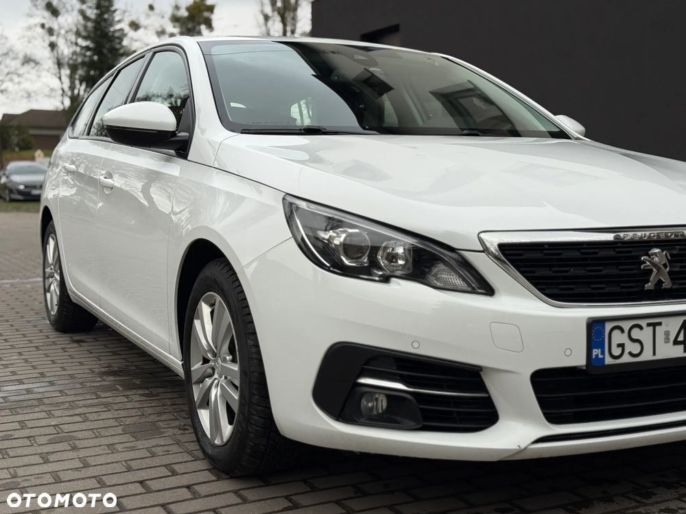 Peugeot 308 1.5 BlueHDi Active Pack Business S&S EAT8 - 17