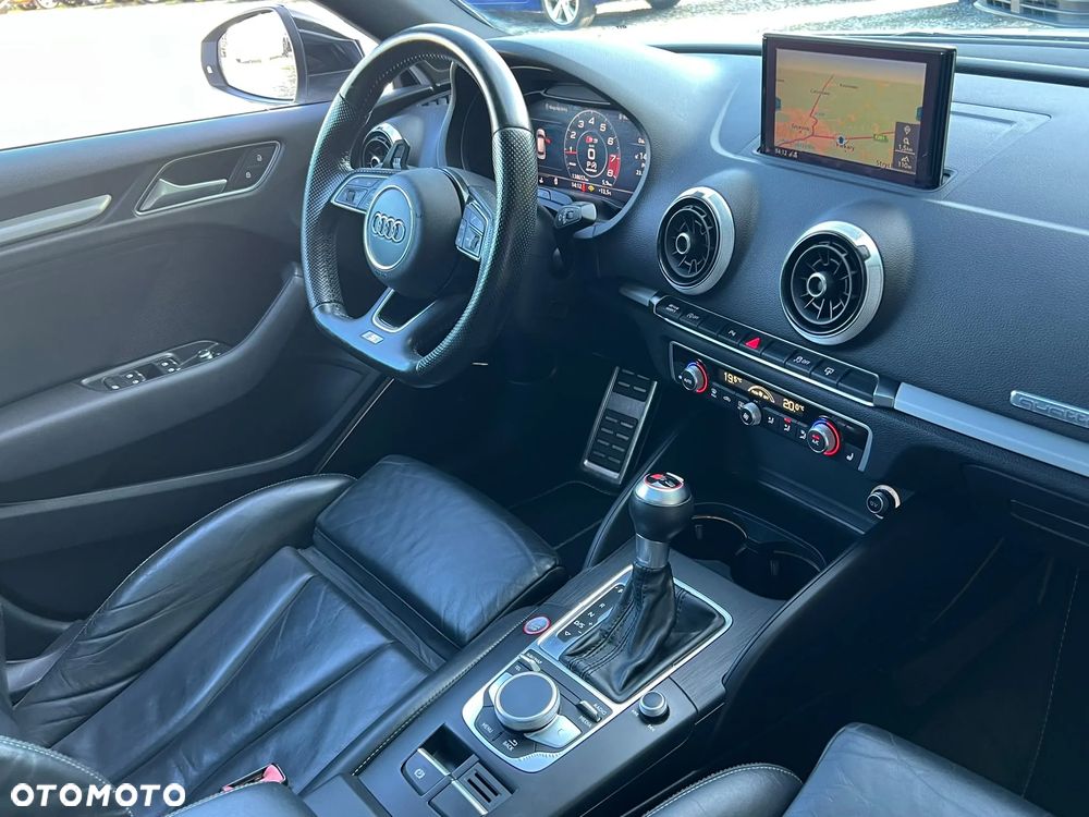 Audi S3 Sportback - 16