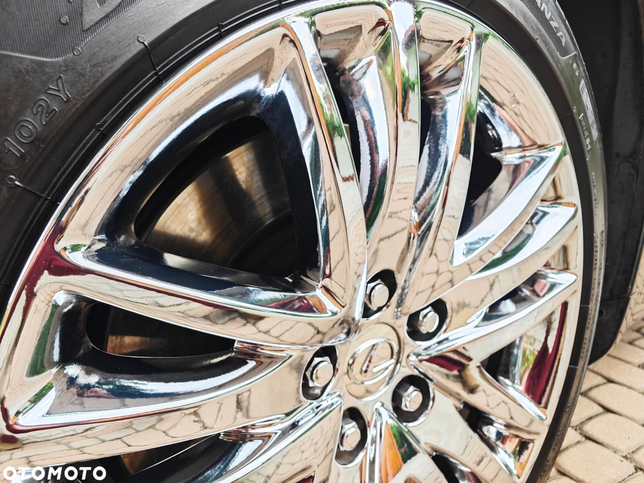 Lexus LS 600h L Superior - 7