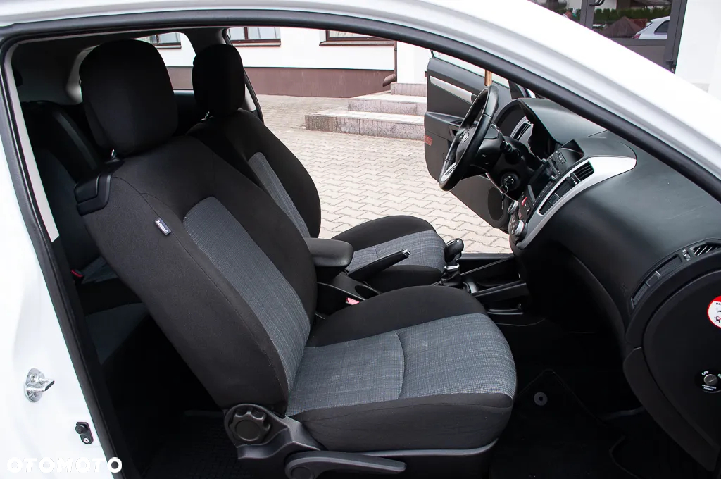 Kia ProCeed pro Ceed 1.4 CVVT Dream-Team Edition - 24