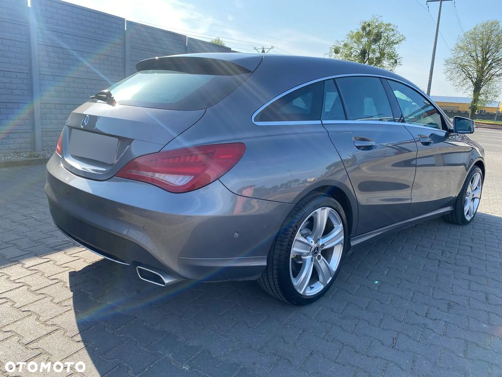 Mercedes-Benz CLA Shooting Brake 180 7G-DCT - 7