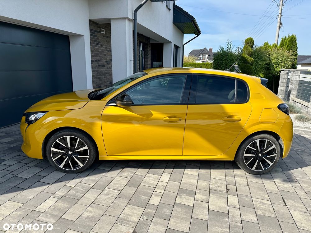 Peugeot 208 - 3