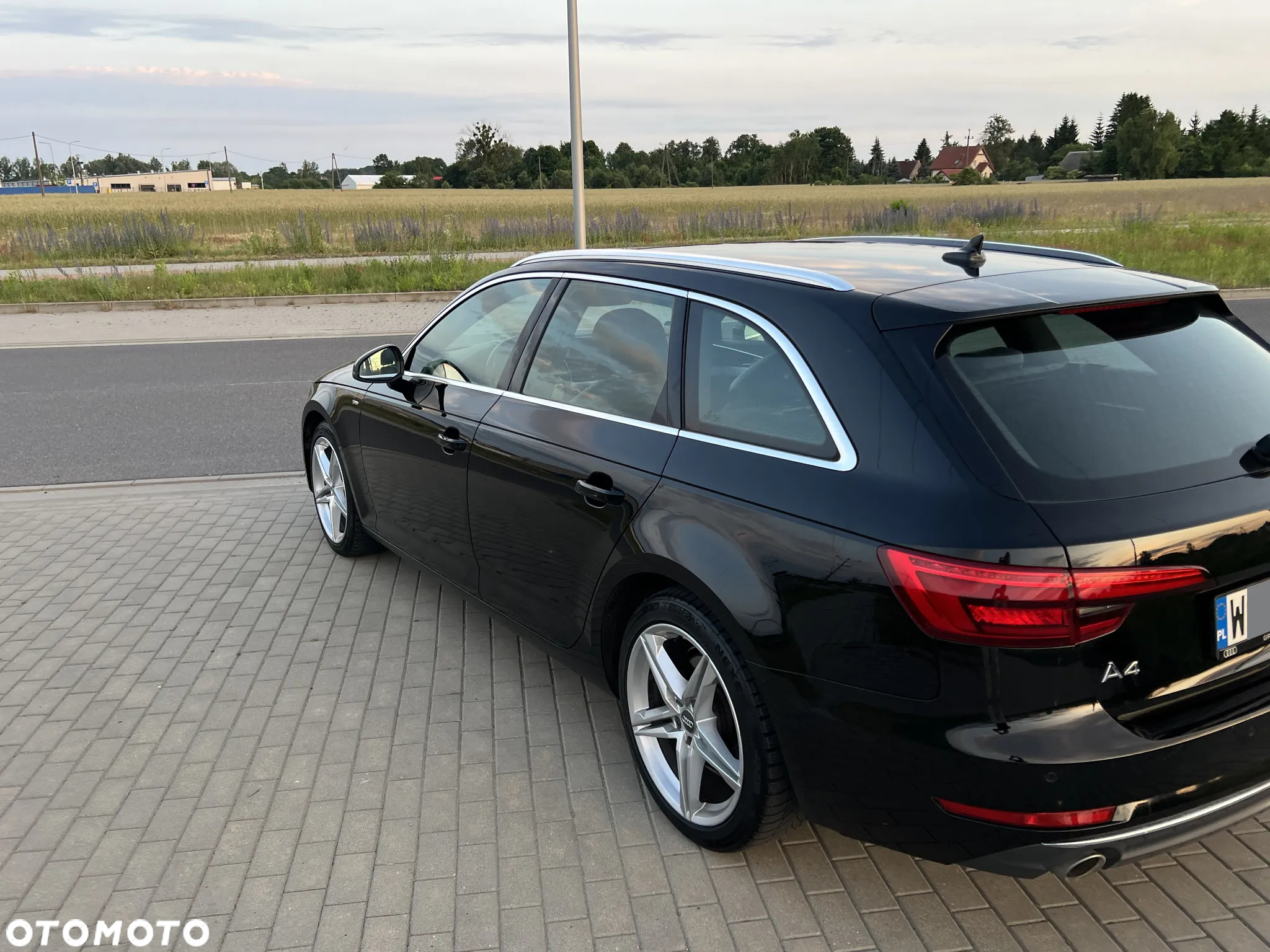 Audi A4 2.0 TDI Sport S tronic - 29