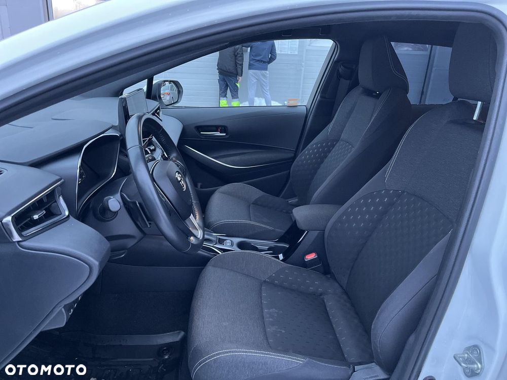 Toyota Corolla 2.0 Hybrid Comfort - 20