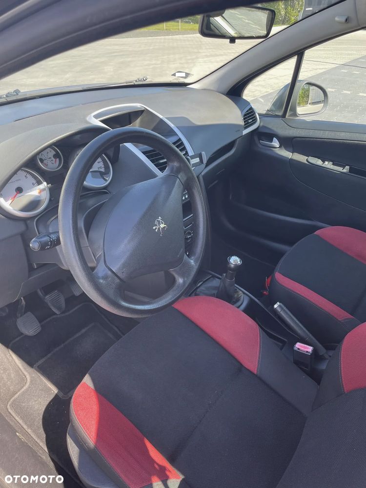 Peugeot 207 1.4 Trendy nICE - 2